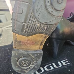 Women's Harley Davidson boots size 6 1/2.